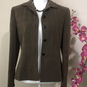 Larry Levine suits size 6 lined brown